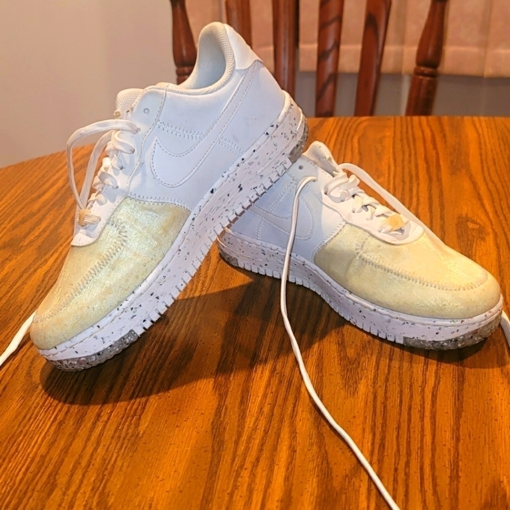 NIKE AIR FORCE 1 CRATER SUMMIT WHITE LOW SNEAKERS.